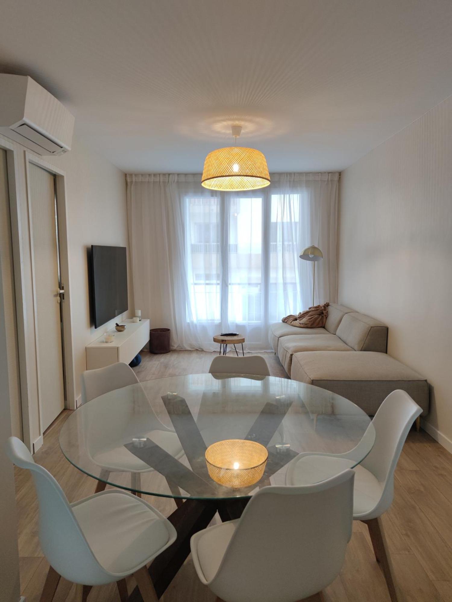 Superbe 3 Au Centre D'antibes Ac, Parking, Wifi Apartment *